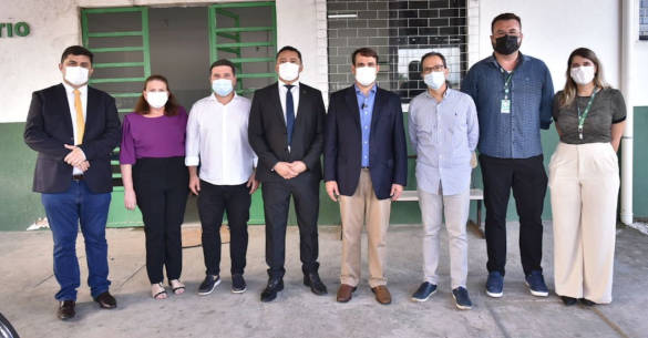 Comitiva de deputados estaduais visitam Hospital Municipal de Caucaia